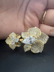 10k gold big white adjustable leaf ring with stones