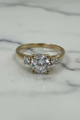 10k ring with 3 stones