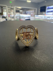 4.16g 14k Quince (15) heart ring two toned with stones