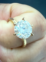 10k round stone round engagement moissanite stone