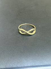 14k infinity ring with stones