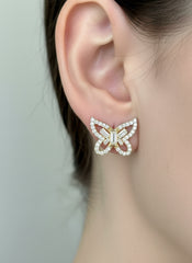 14k earring butterfly with Cz stones all around