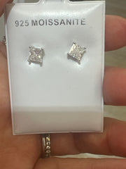Silver 925 earring moissanite