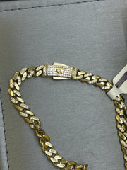 14k Monaco plain necklace with c design in front with stones 17”