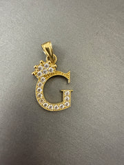 14k letter G pendant with crown on Cz’s stones 2g