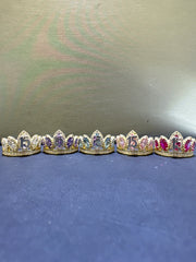 14k Quince (15) crown with stones many colors