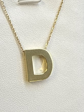 14k letter D necklace 2.56g