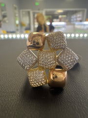 14k tri colored flower ring with stones
