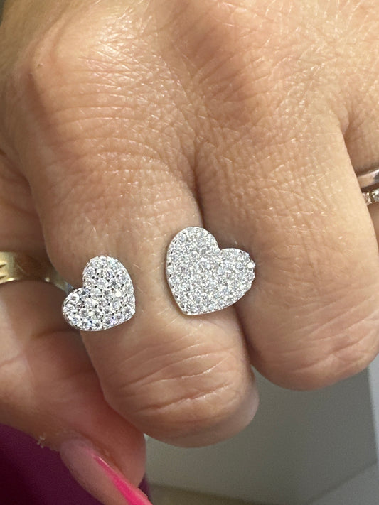 Silver 925 ring heart moissanite