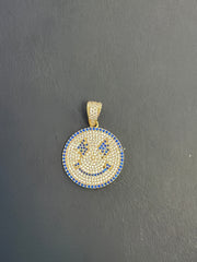 14k blue smiley face pendant
