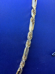 14k yellow gold Figaro-rope or Milano rope-style chain necklace. 29.23g 3.5mm 22”