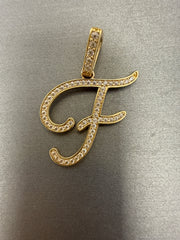 14k letter F pendant on Cz’s stones 1.68g