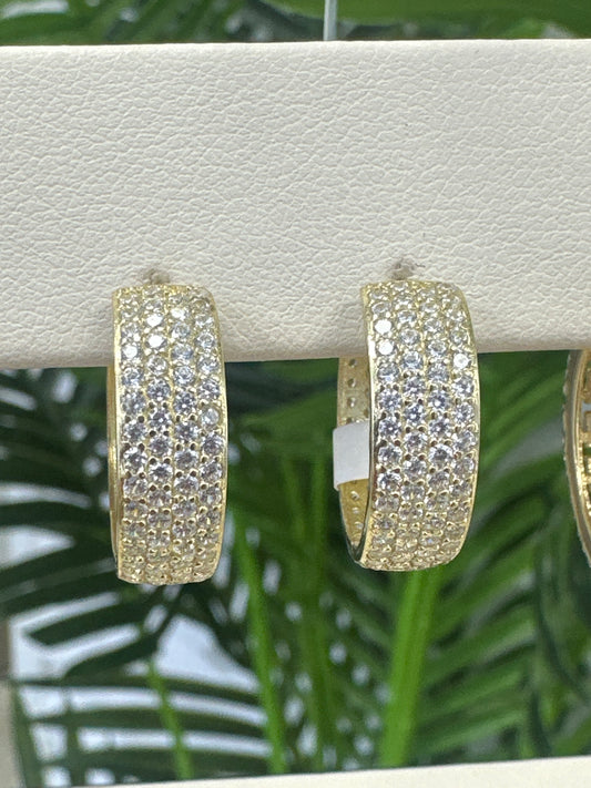 10k hoops small Huggies design stones all around