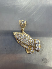 14k praying hands with stones pendant