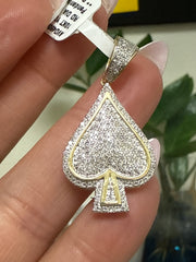10k 0.5ct diamond pendant