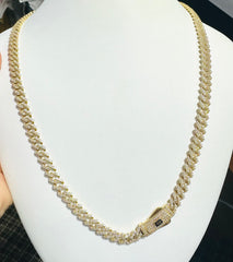 14k Monaco necklace with stones 22”