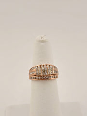 14k Rose gold diamond ring