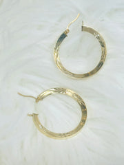 14k ladies earring hoop with stones hugies