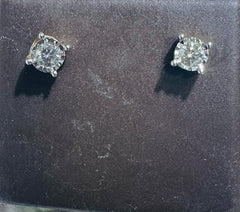 10k diamond earing 0.15ct