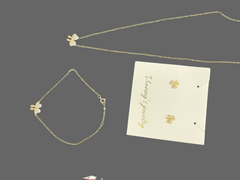 14k Earrings and pendant set bow