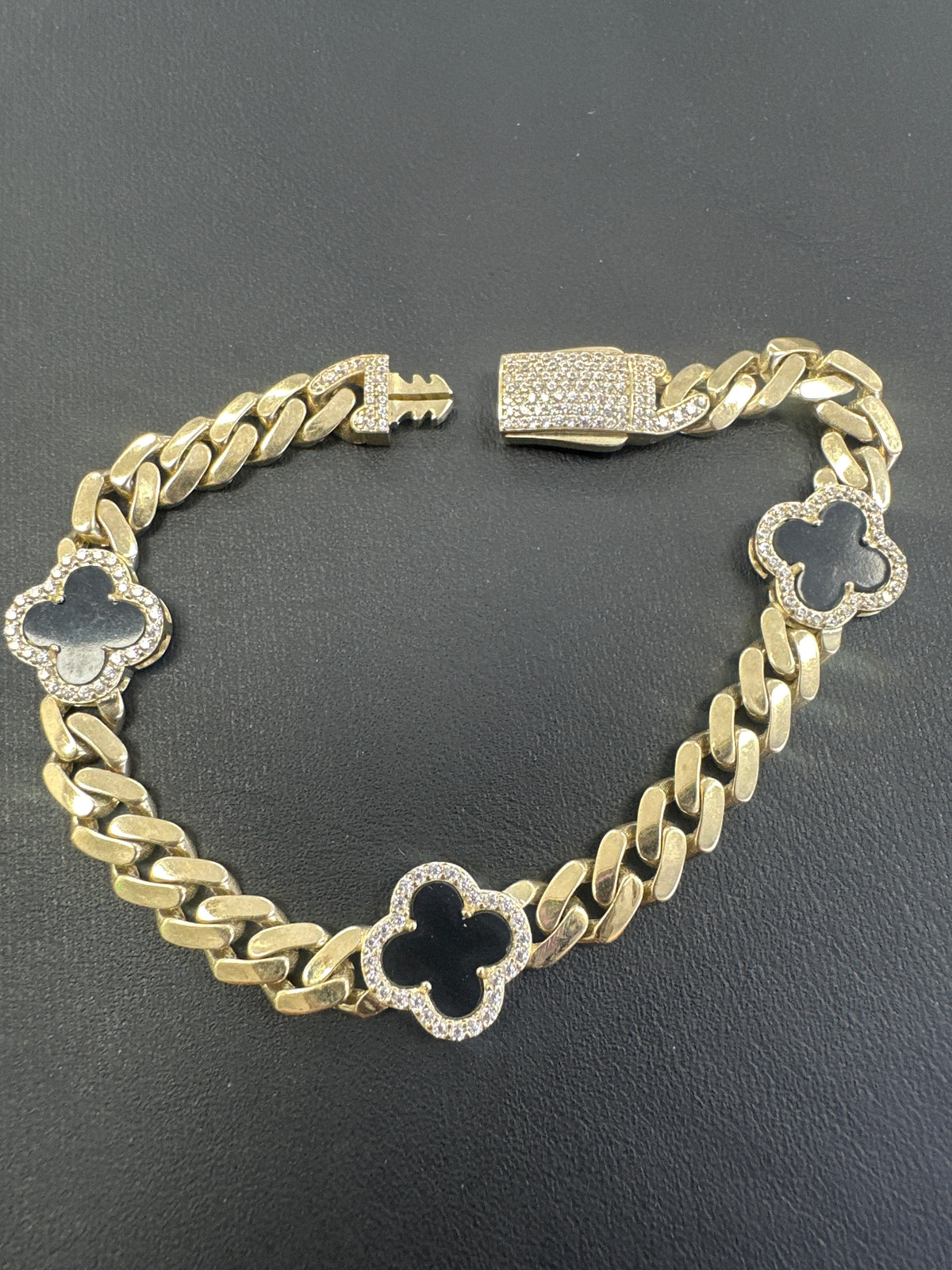 14k Flower bracelet clover black
