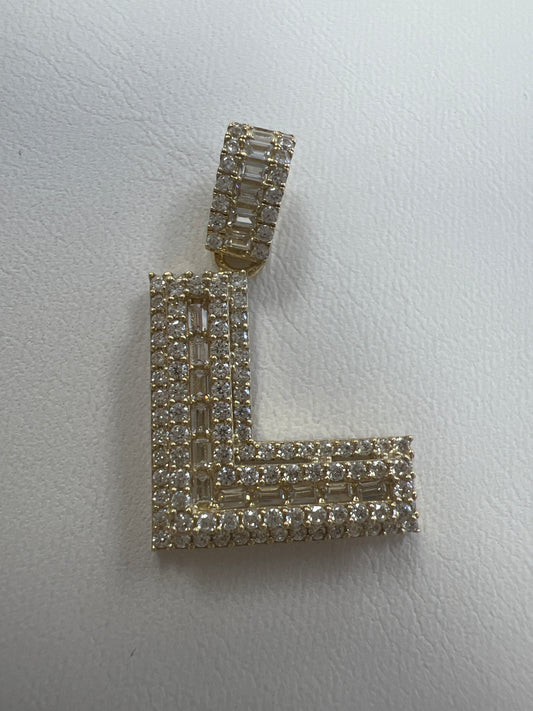 10k letter L pendant with Cz’s stones