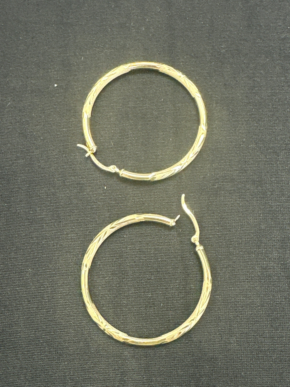 14k Earring big hoop mm