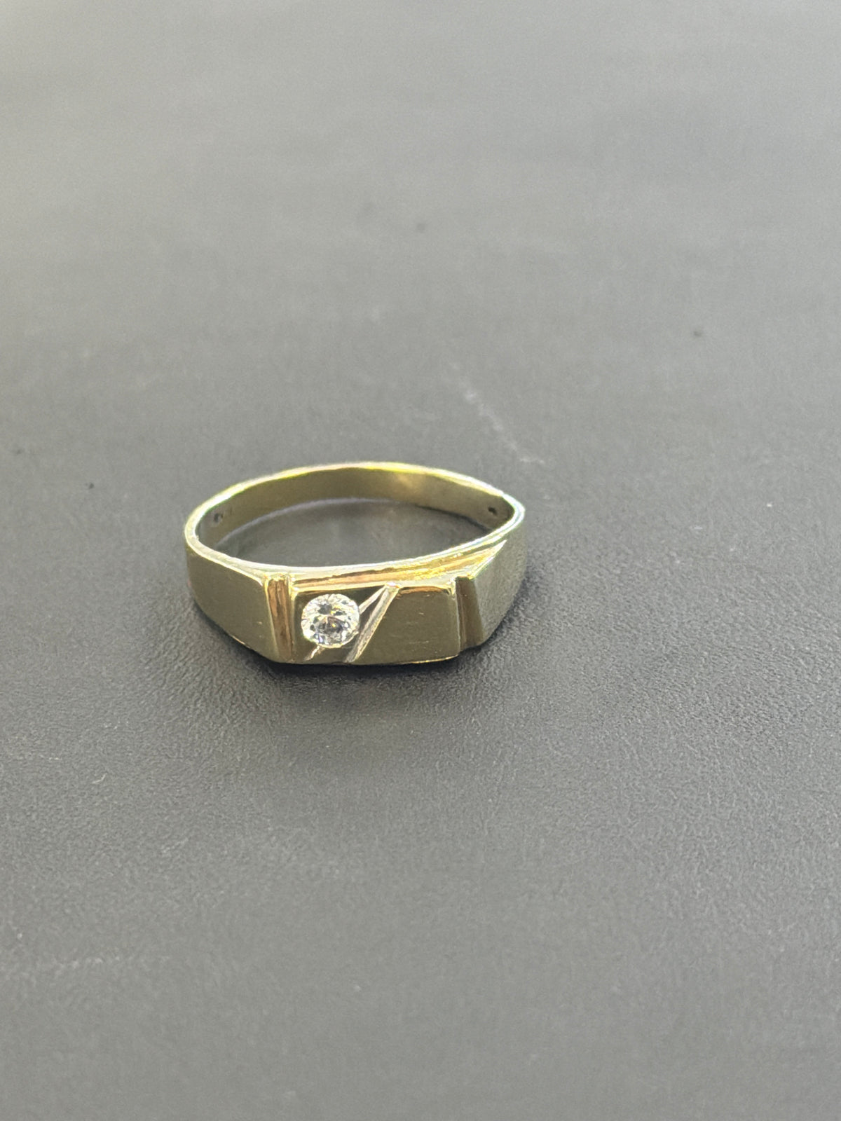 10k mens ring with stone
