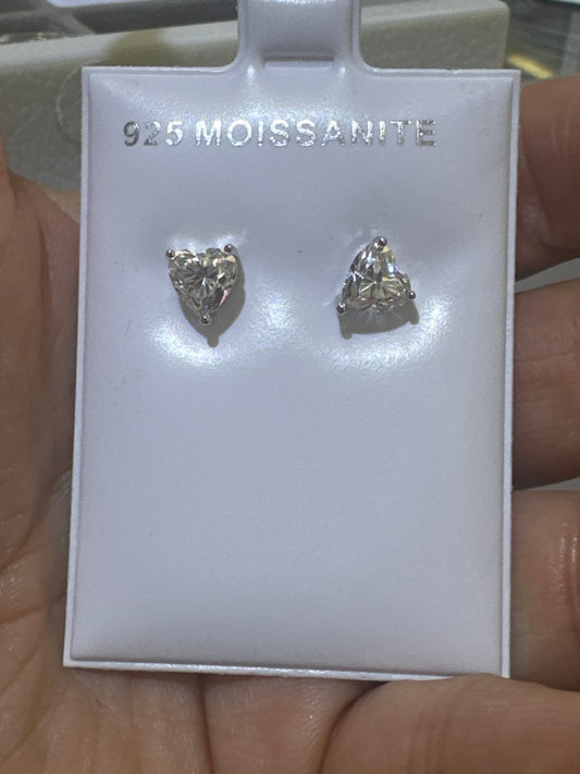 Silver 925  earring moissanite