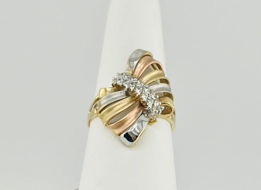 14k 3-color bow with stones