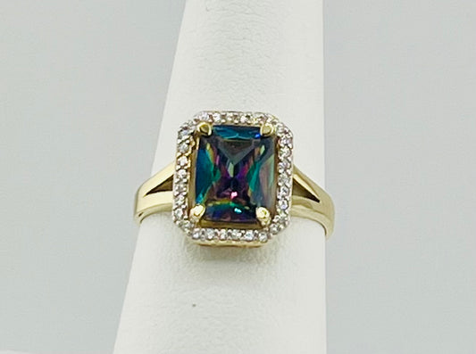 14k color changing stone ring
