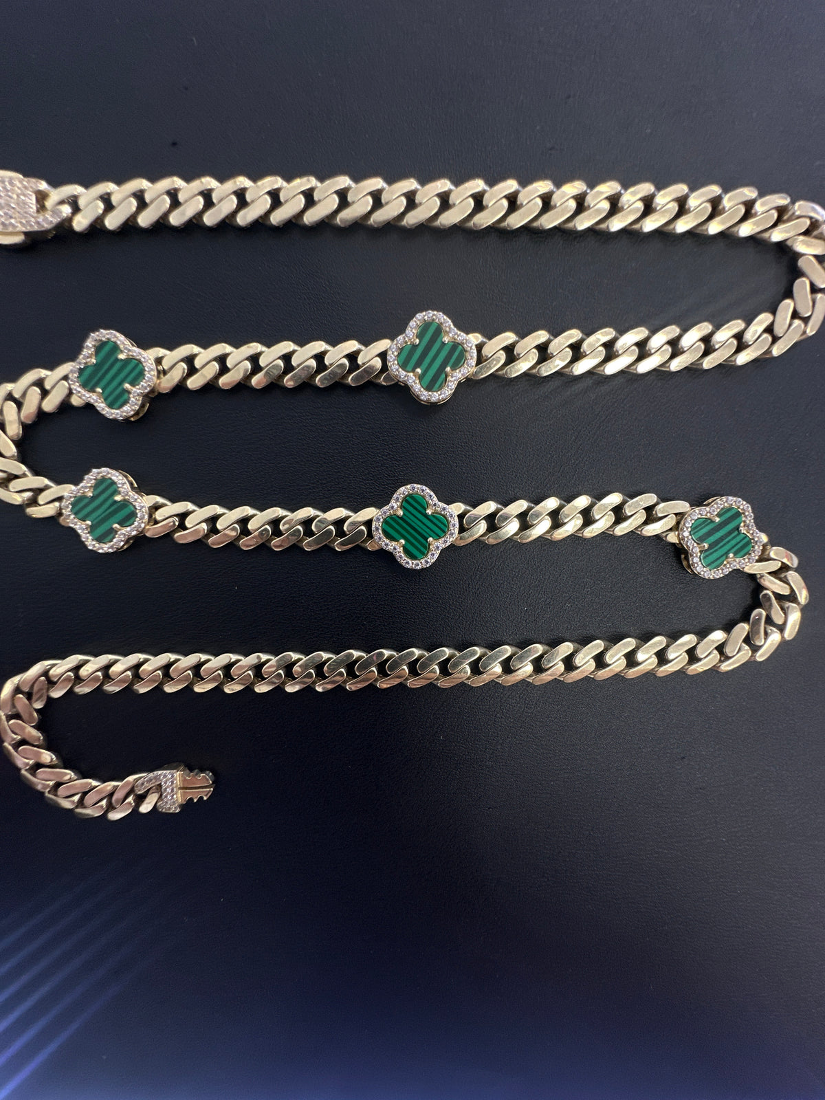 14k green clover monaco necklace 17.81g A1