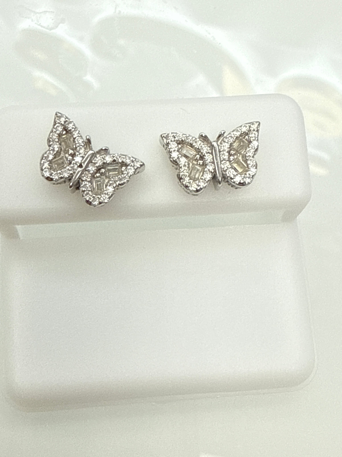 Silver 925  earring moissanite butterfly