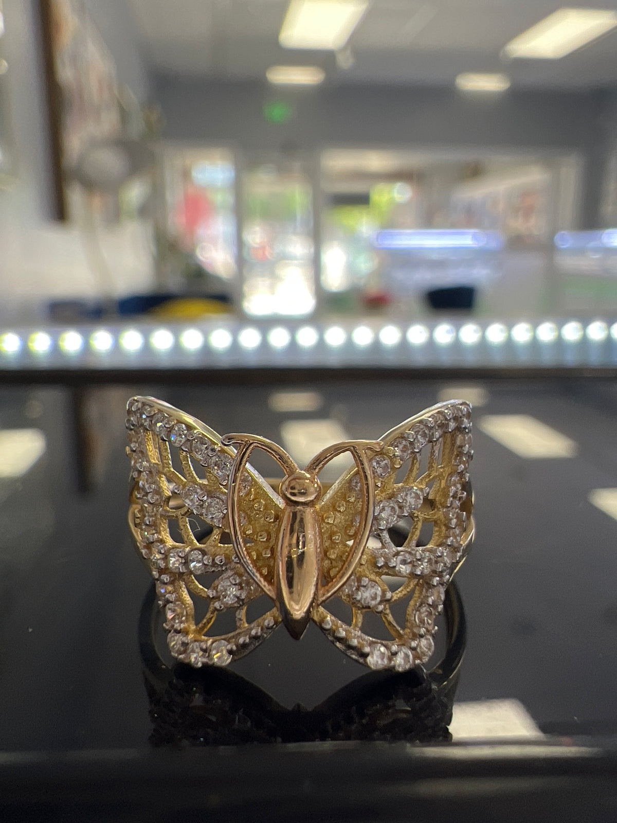 14k tri colored ring butterfly w/ white stones
