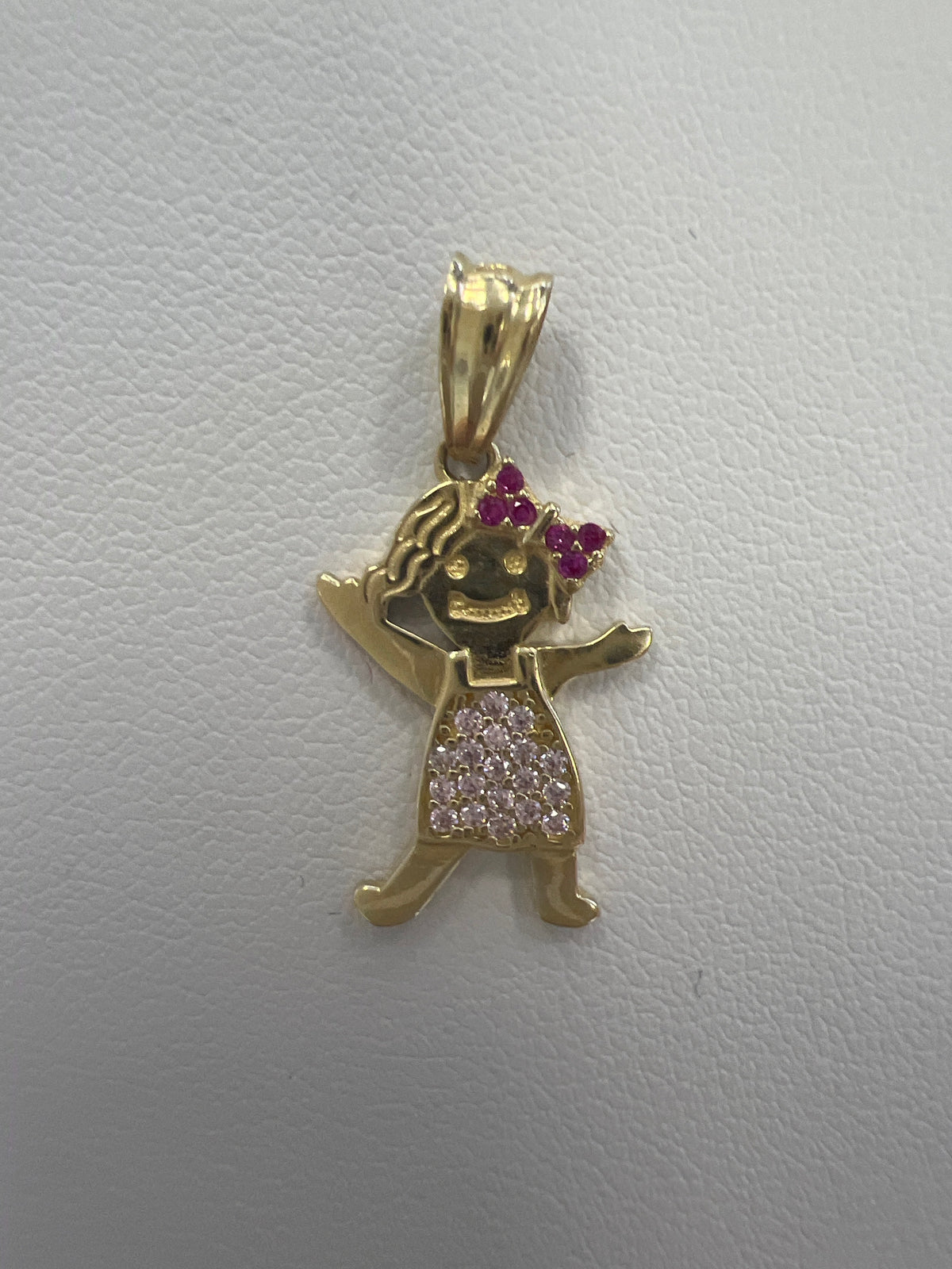 14k pendant little girl with pink stones