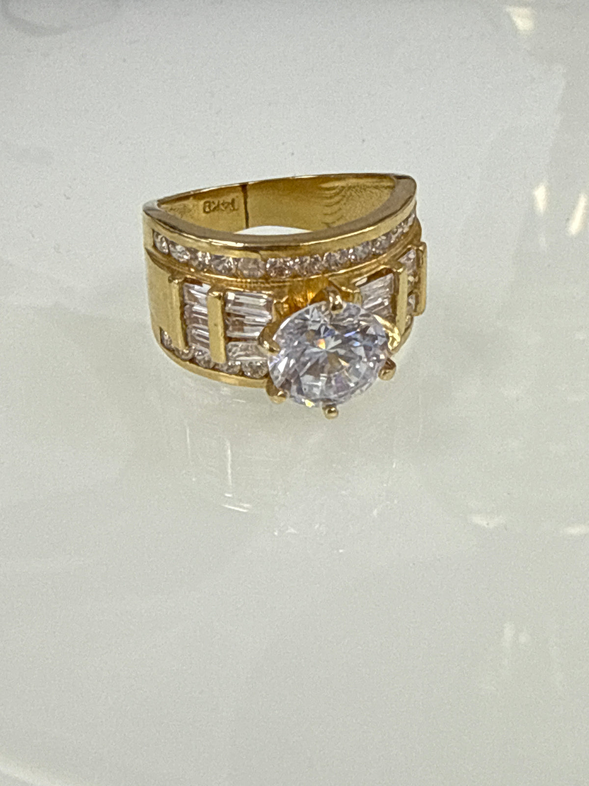 14k round  stone round engagement ring