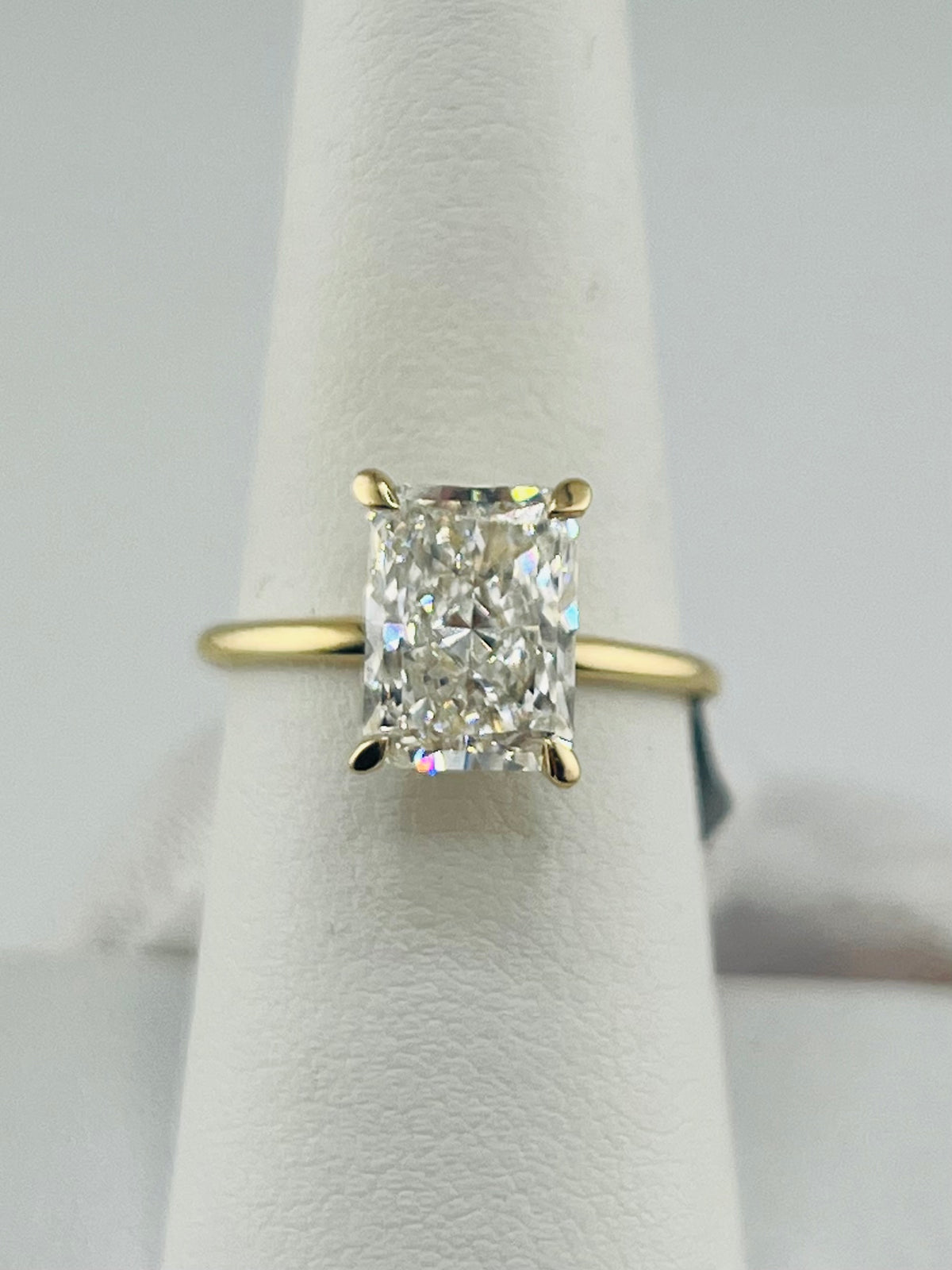 14k ring ladies gold lab diamond 3.13ct radiant cut with certificate