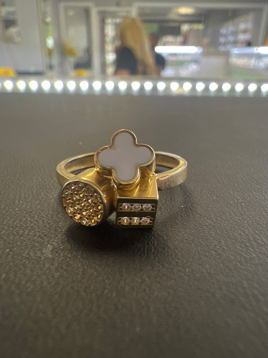 14k ring with many shapes and stones
