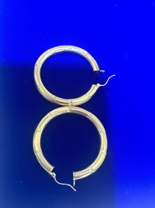14k Earring big hoop yellow gold