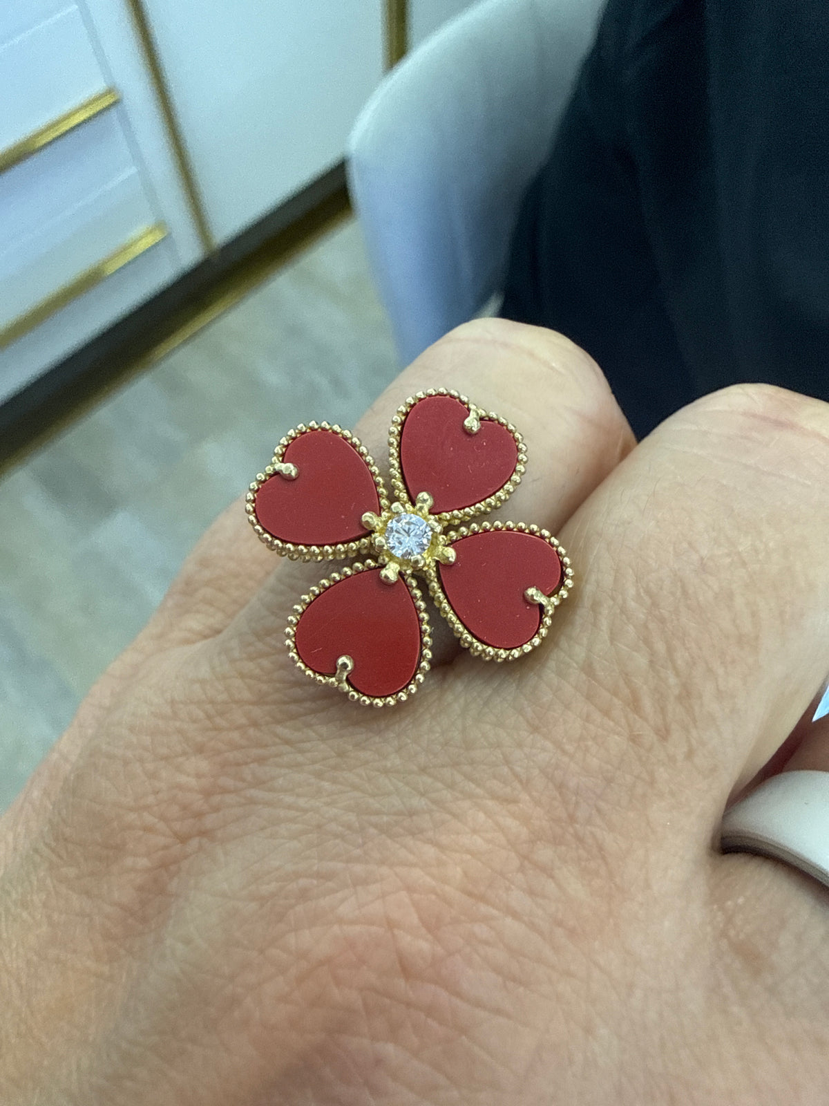 14k Ring green flower stones