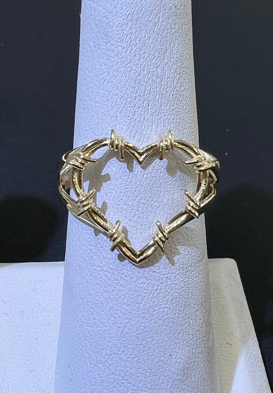 14k ring ladies  heart karolg style