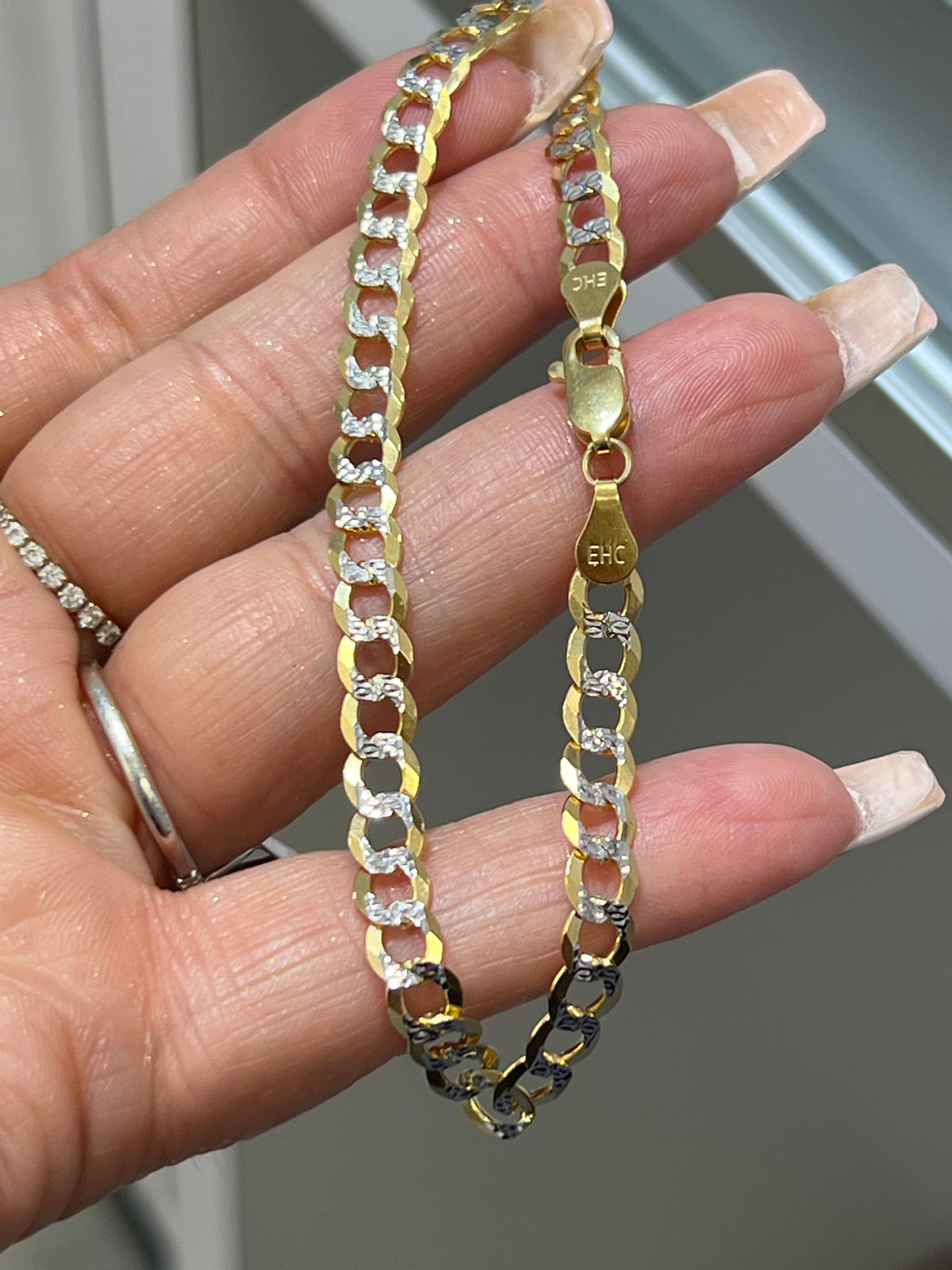 14k cuban link bracelet 8” 6mm