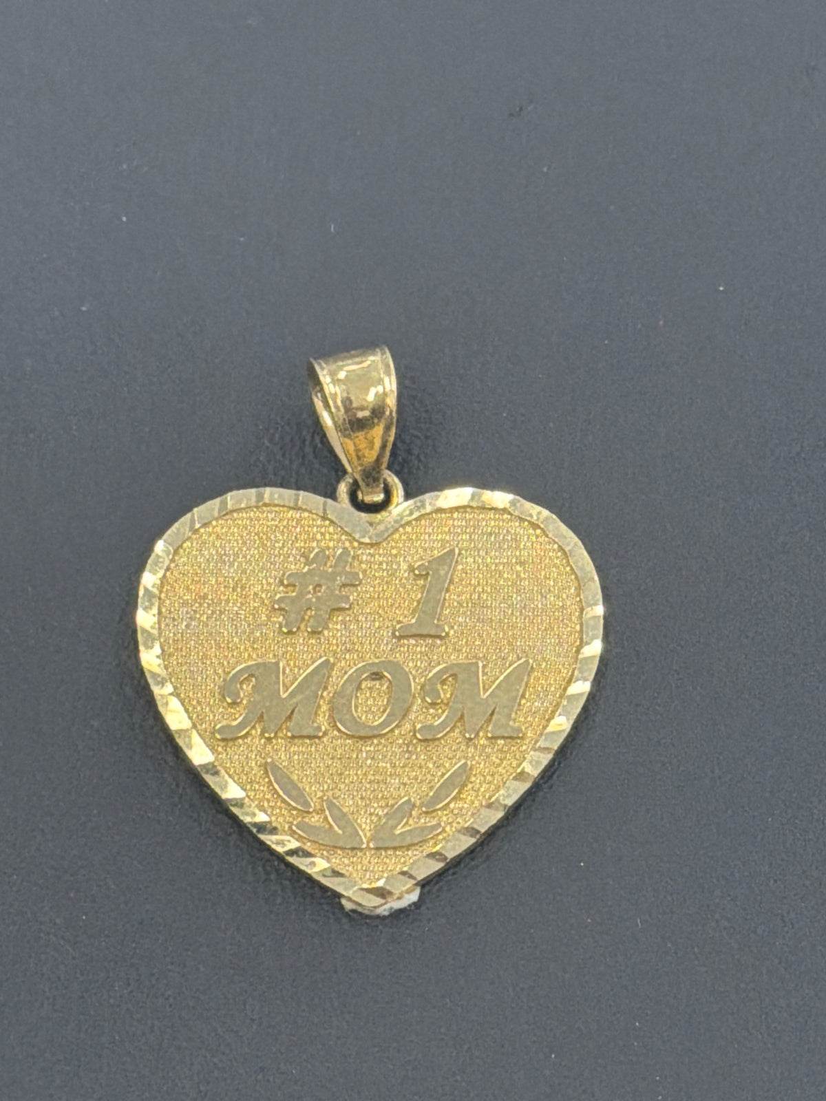 14k heart pendant #1 Mom