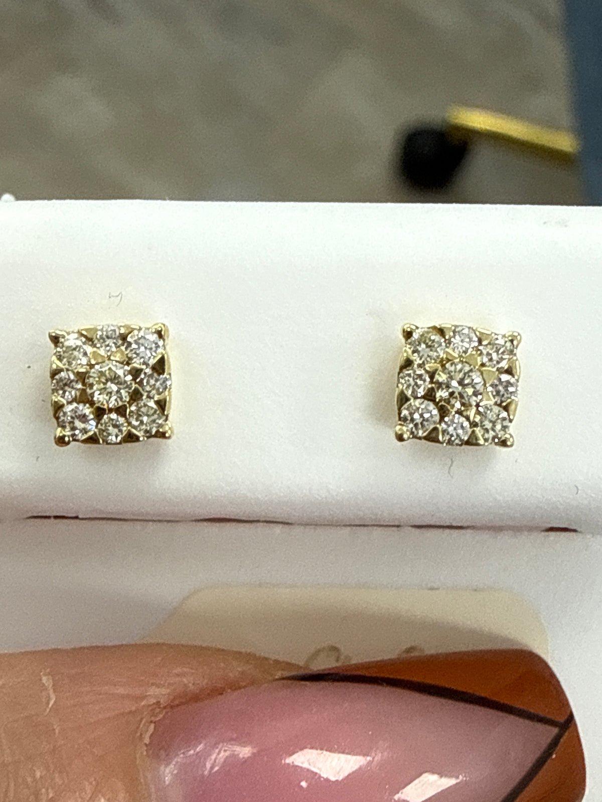 14k diamond earing