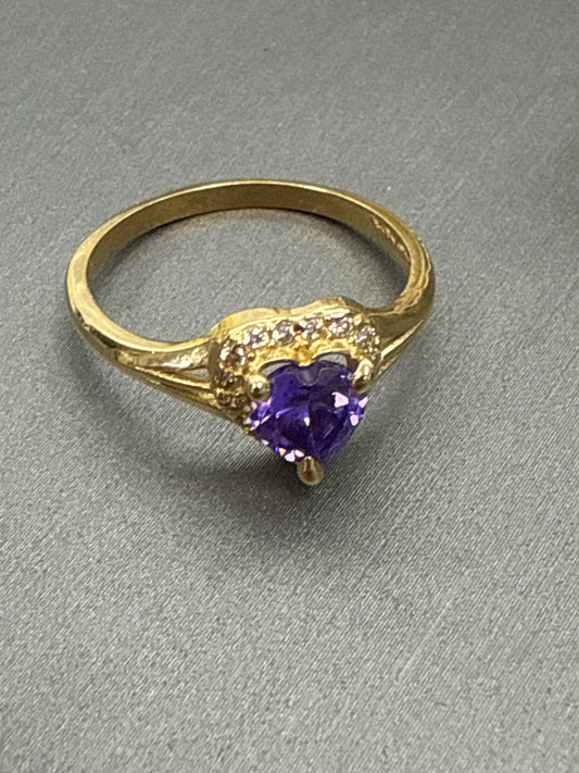 14k ring ladies purple heart stone size 7