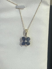 14k necklace Sapphire &  flower style  17”