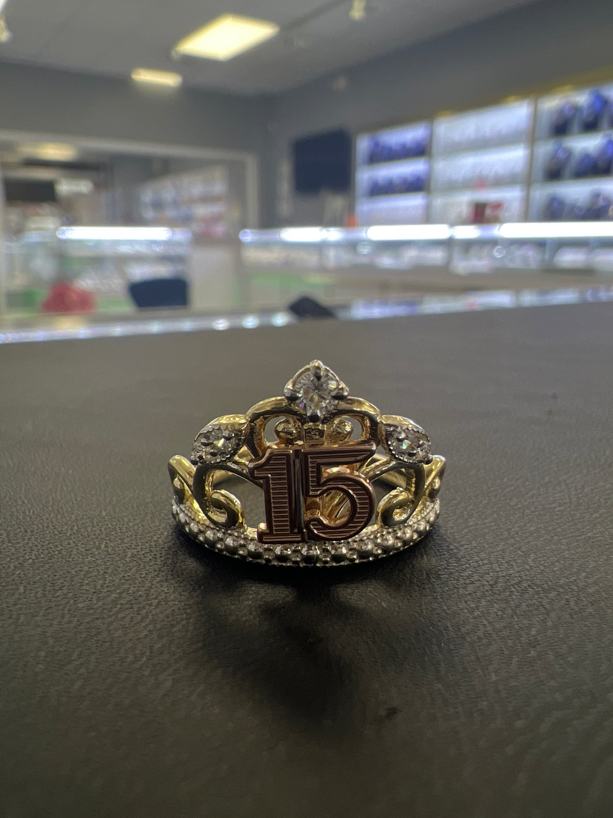 3.33 14k Quince (15) tiara ring two toned