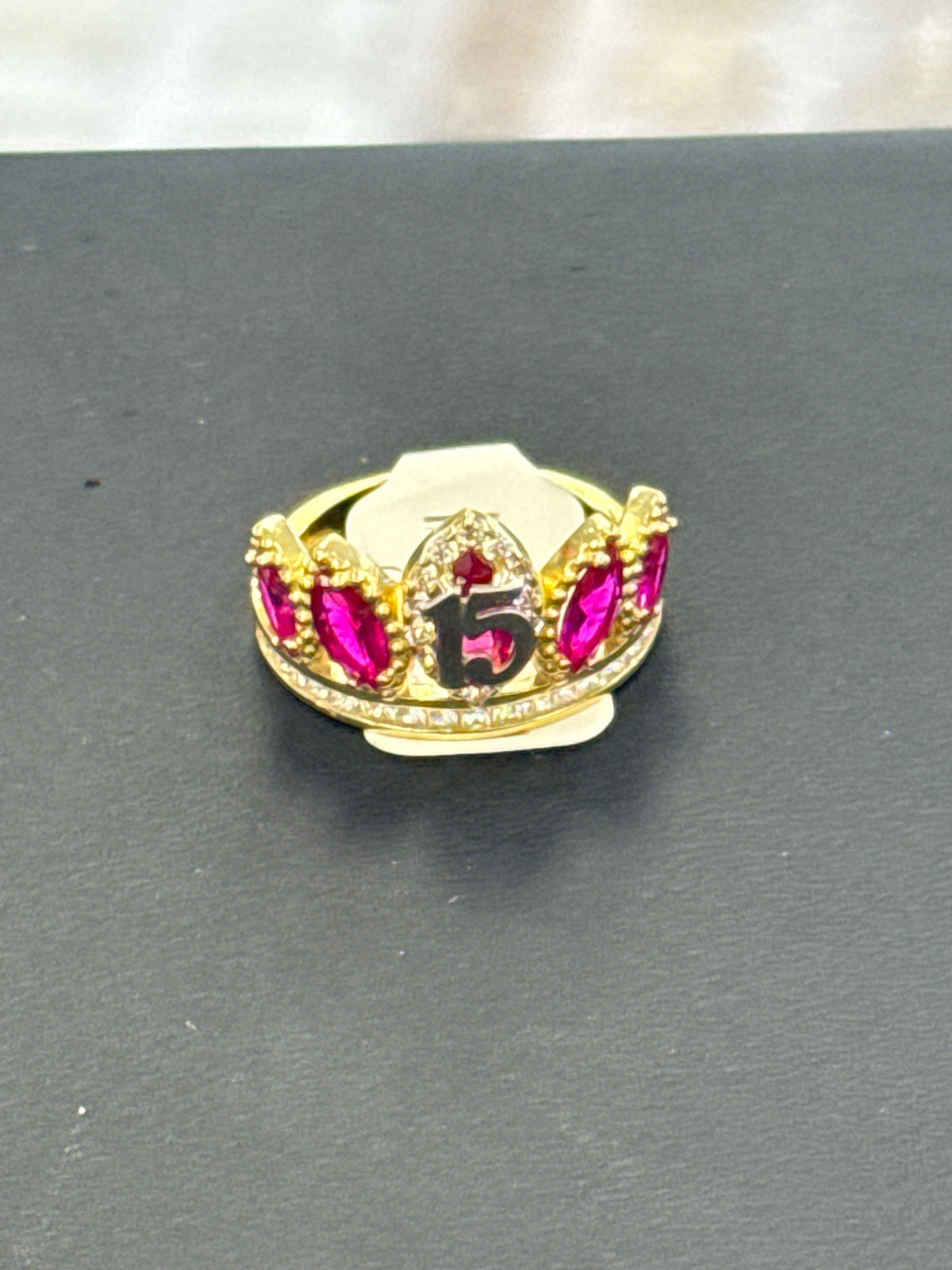 14k Quince (15) purplish pink crown