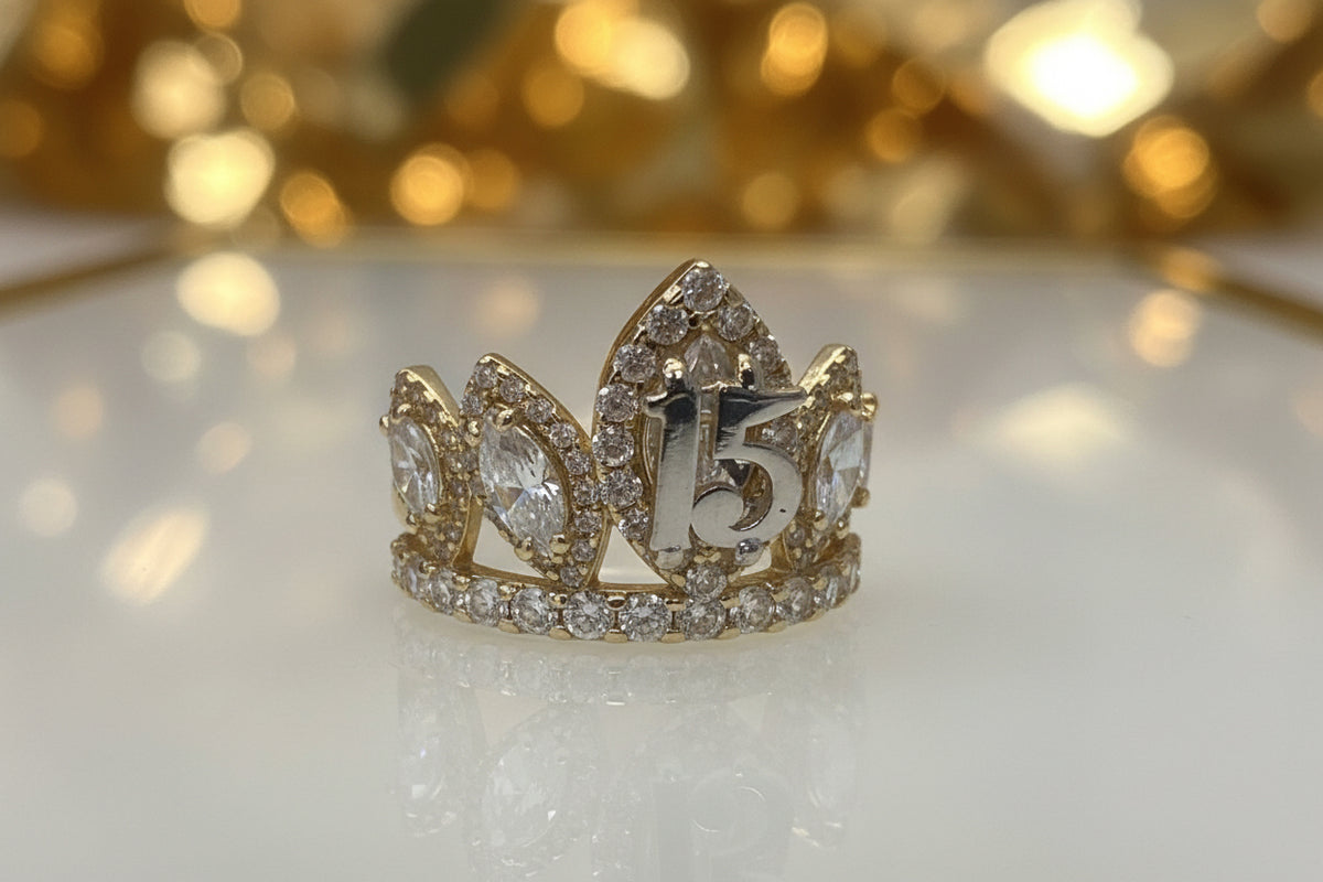 14k Quince (15) tiara ring