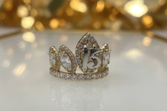 14k Quince (15) tiara ring
